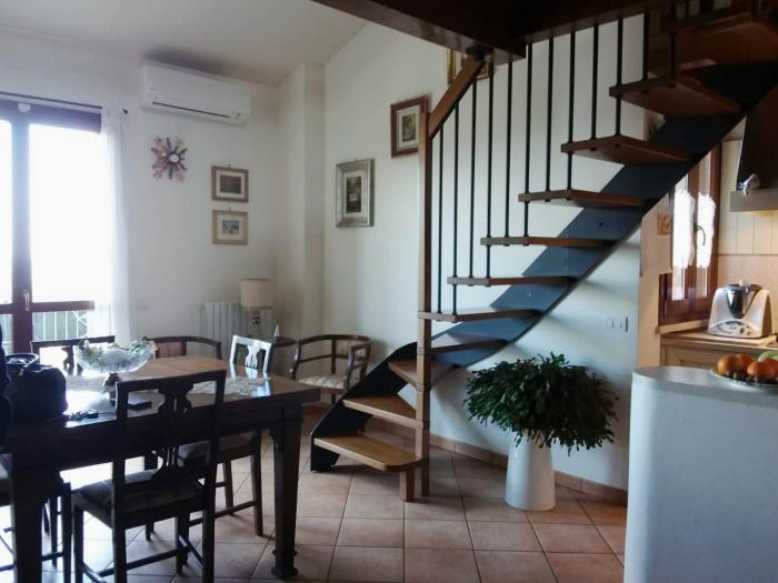 Vendita San costanzo - Mq. 90 Bagni.2 Locali.4 - euro 145000