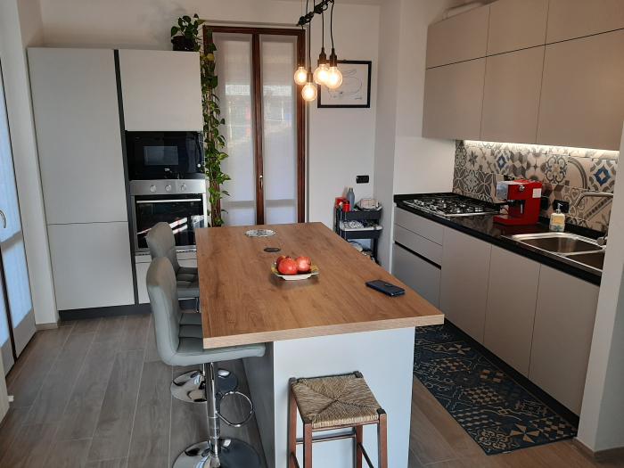 Vendita San costanzo - Mq. 90 Bagni.2 Locali.4 - euro 185000