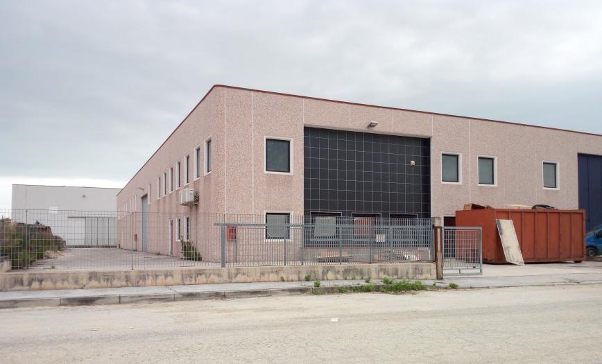 capannone industriale