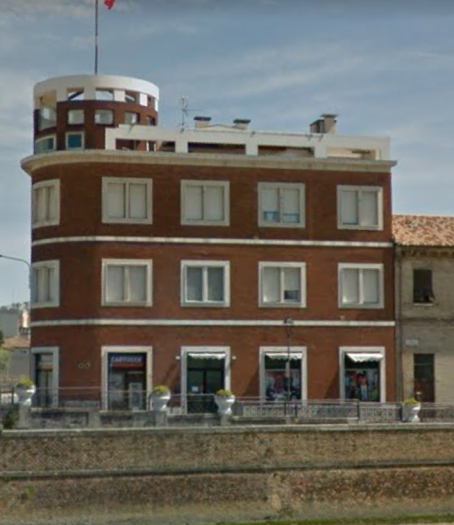 negozio / locale commerciale