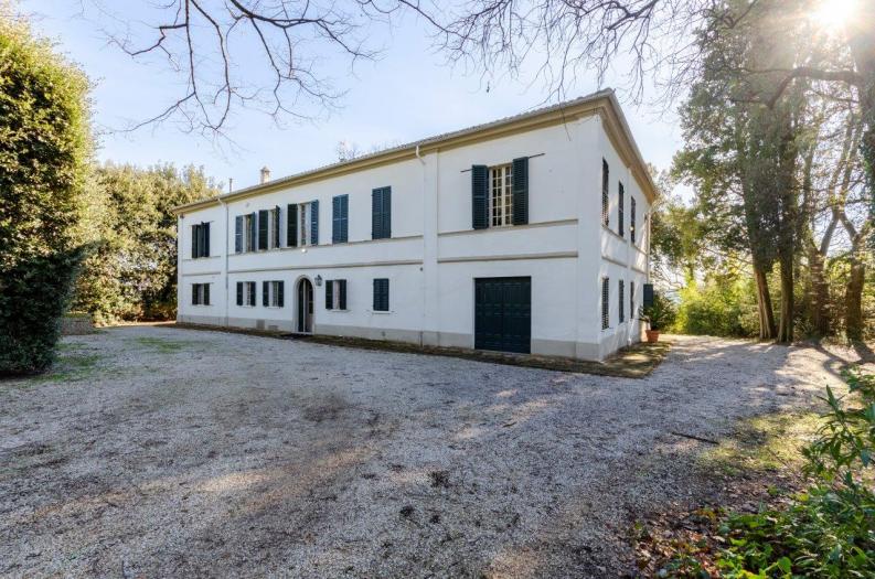 villa /abitazione bifamiliare