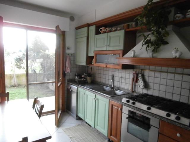 villa / abitazione a schiera