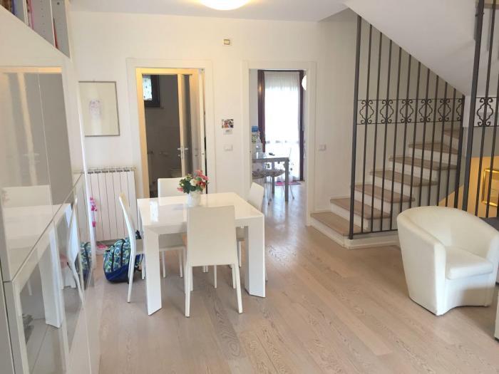 villa / abitazione a schiera