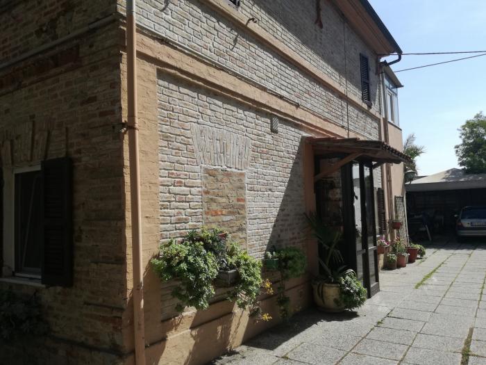 villa / abitazione affiancata