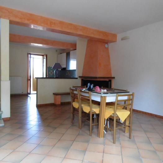 villa / abitazione affiancata