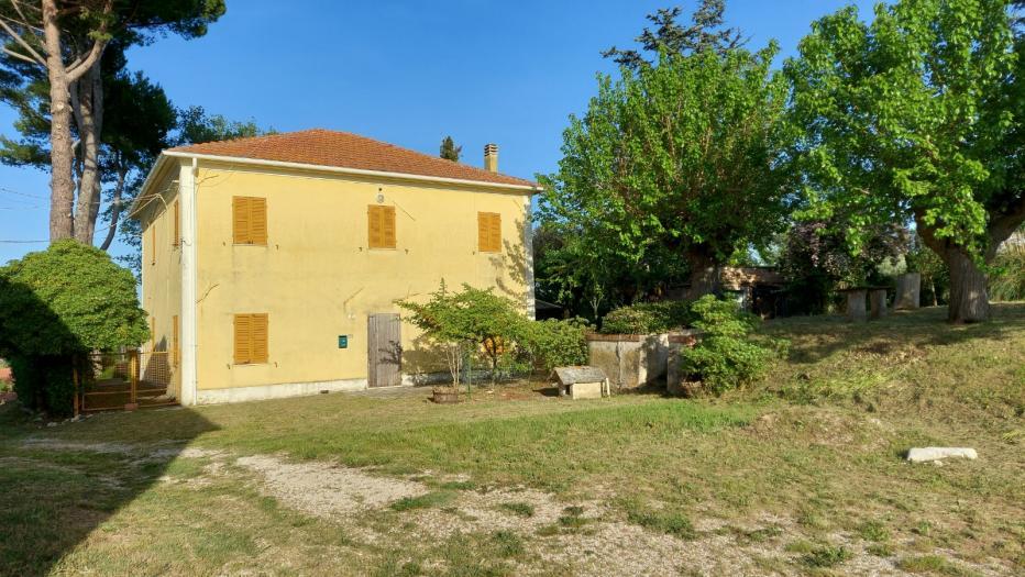 villa / abitazione