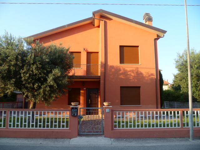 villa / abitazione bifamiliare
