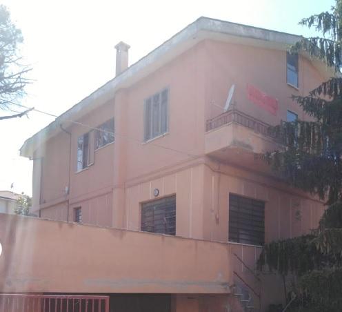 villa / abitazione a schiera
