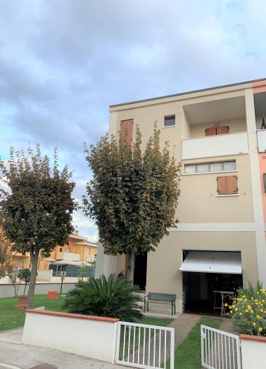 villa / abitazione a schiera