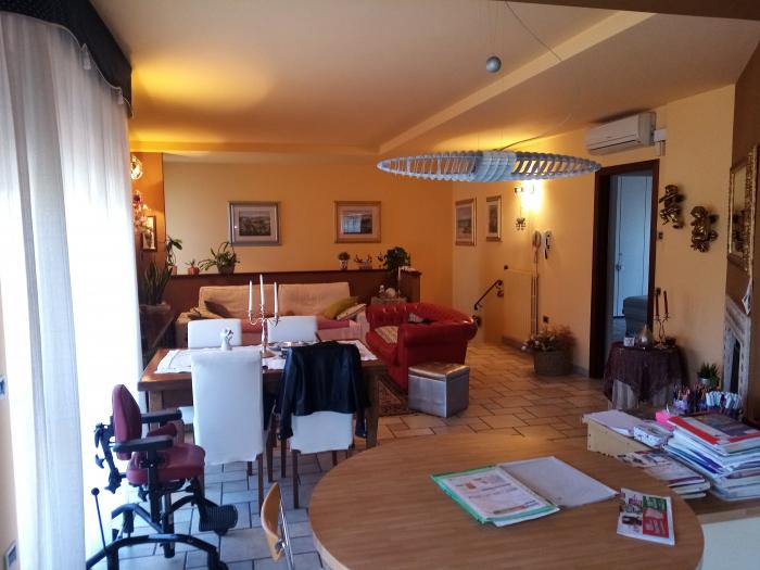 Appartamento quadrilocale in Vendita - Ostra | euro 170000 Appartamento quadrilocale in Vendita - Ostra | euro 170000