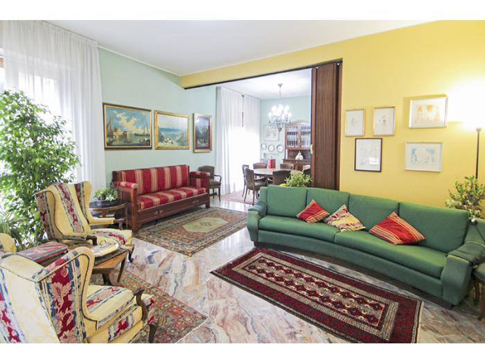villa /abitazione singola
